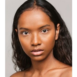 Maquillaje Base Skin Equal de Madara SPF 15,  30ml - Caramel #70